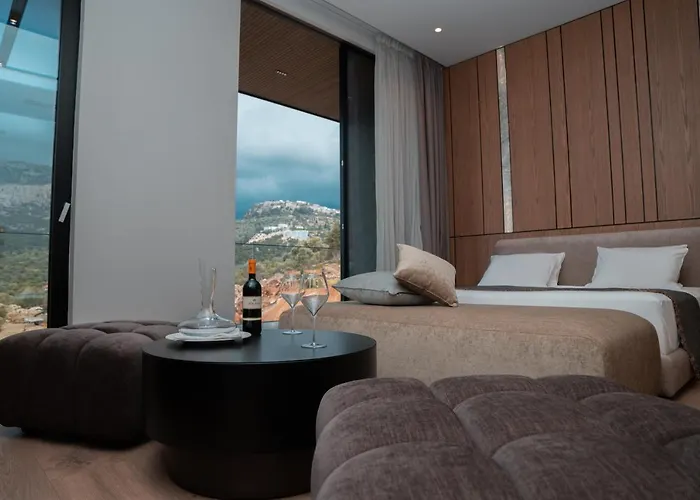 Prado Luxury Hotel